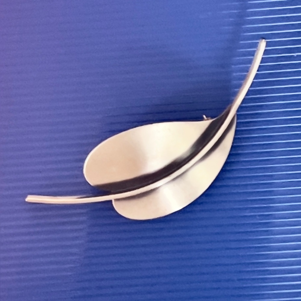 Vintage BEAU Sterling Silver Modernist Leaf Statement Brooch / Mid Century